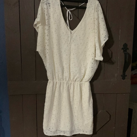 Moda International Dresses & Skirts - Moda International- slightly used woman’s dress
